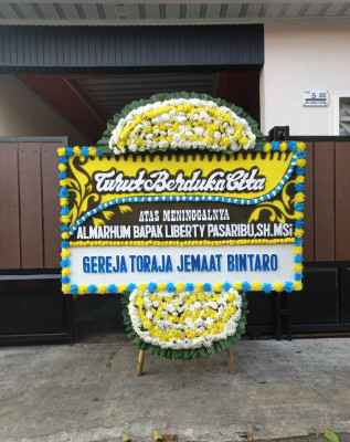 Papan Bunga Duka di Ngipak